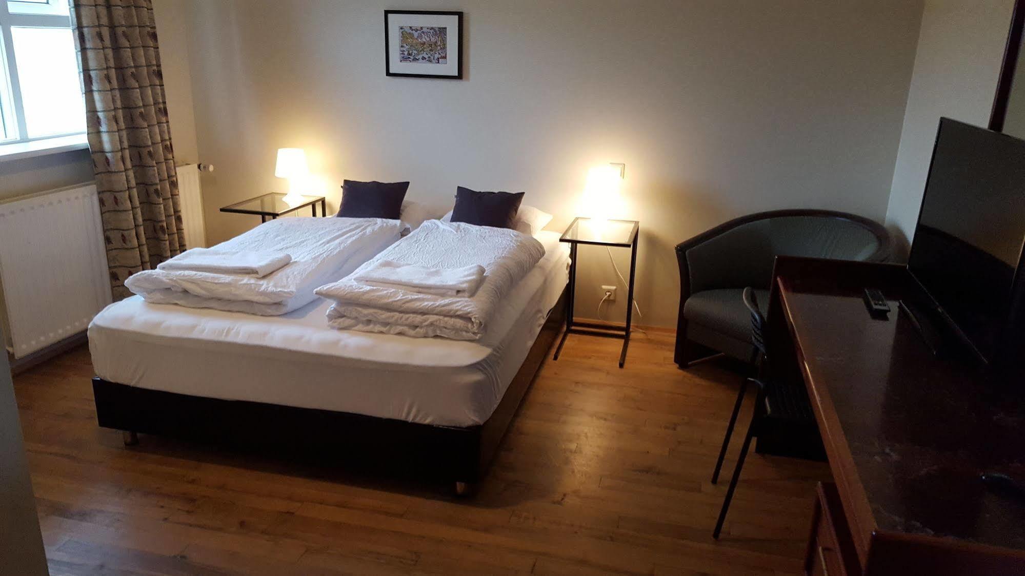 Hotel Sveinbjarnargerdi Svalbarthseyri Εξωτερικό φωτογραφία